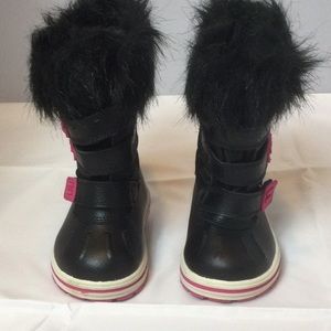 Baby snow boots Sz 5